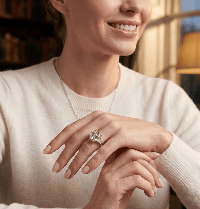 Aurelia Asscher Ring - Gem Vivi