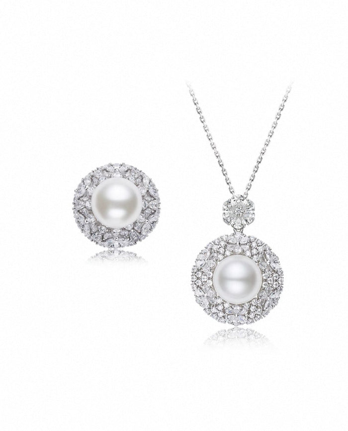 Celestial Pearl Pendant Necklace - Gem Vivi