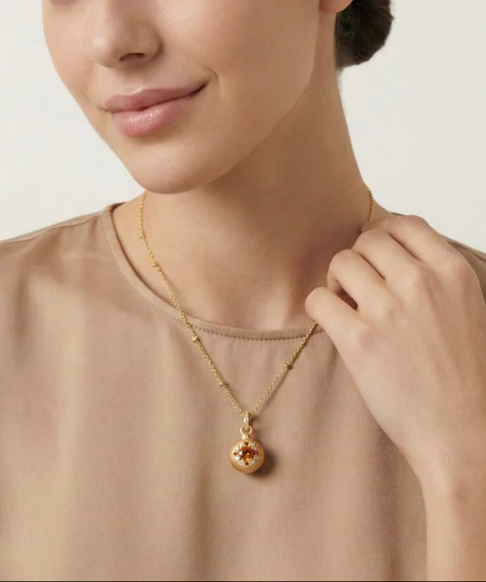 Honey Glow Solitaire Necklace - Gem Vivi