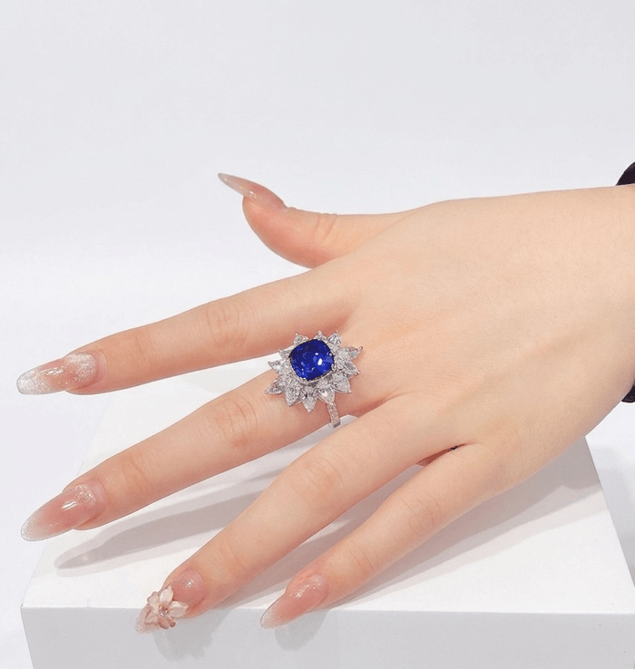 Midnight Starburst Sapphire ring - Gem Vivi