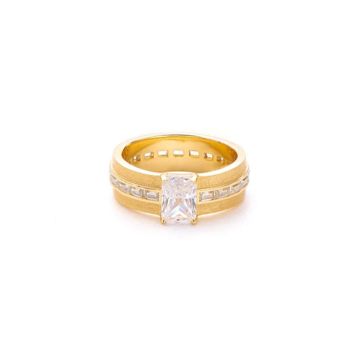 Regal Solitaire Ring - Gem Vivi