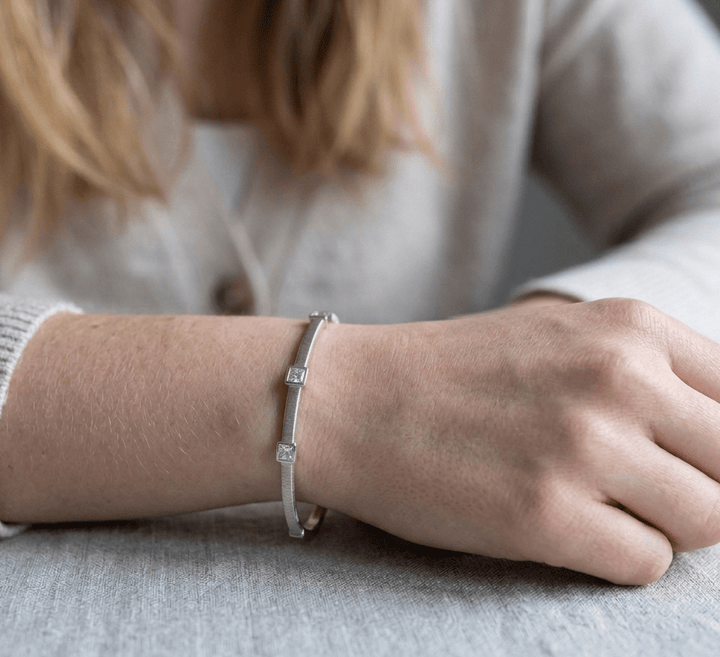 Celeste Star Bangle - Gem Vivi