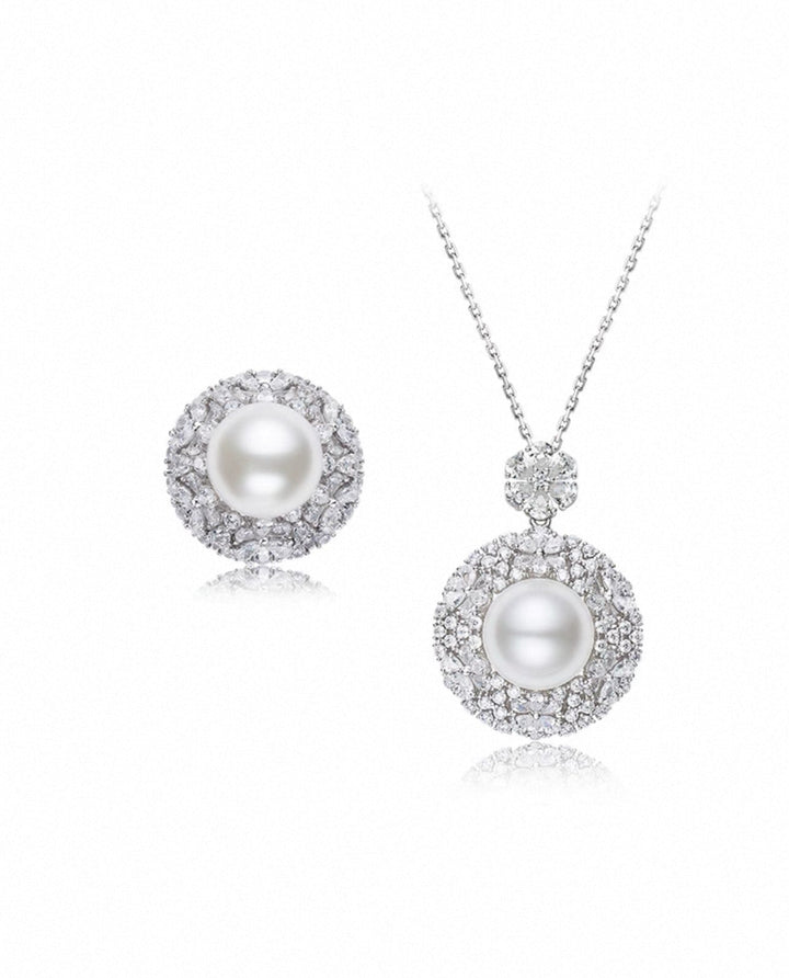 Celestial Pearl Pendant Necklace - Gem Vivi