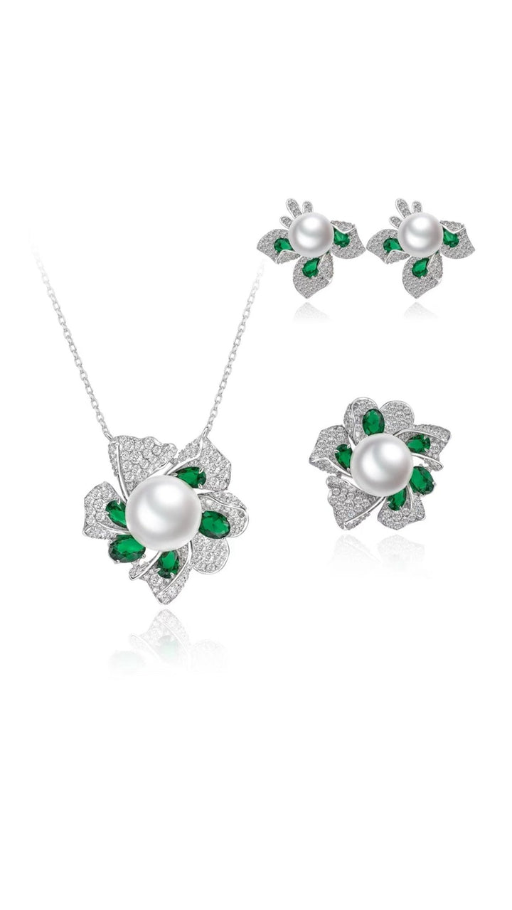 Emerald and Pearl Blossom Pendant Necklace - Gem Vivi