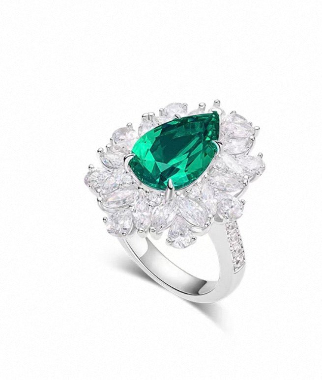 Emerald Cascade Harmony Halo Ring - Gem Vivi