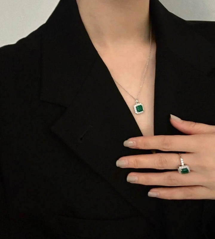 Emerald Lumina Halo Necklace - Gem Vivi