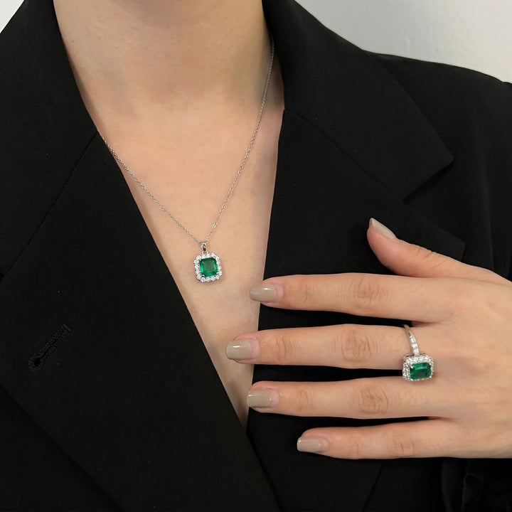 Emerald lumina Halo Stud Earrings - Gem Vivi