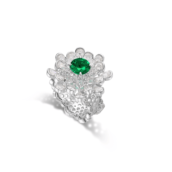 Emerald Snowflake Ring - Gem Vivi