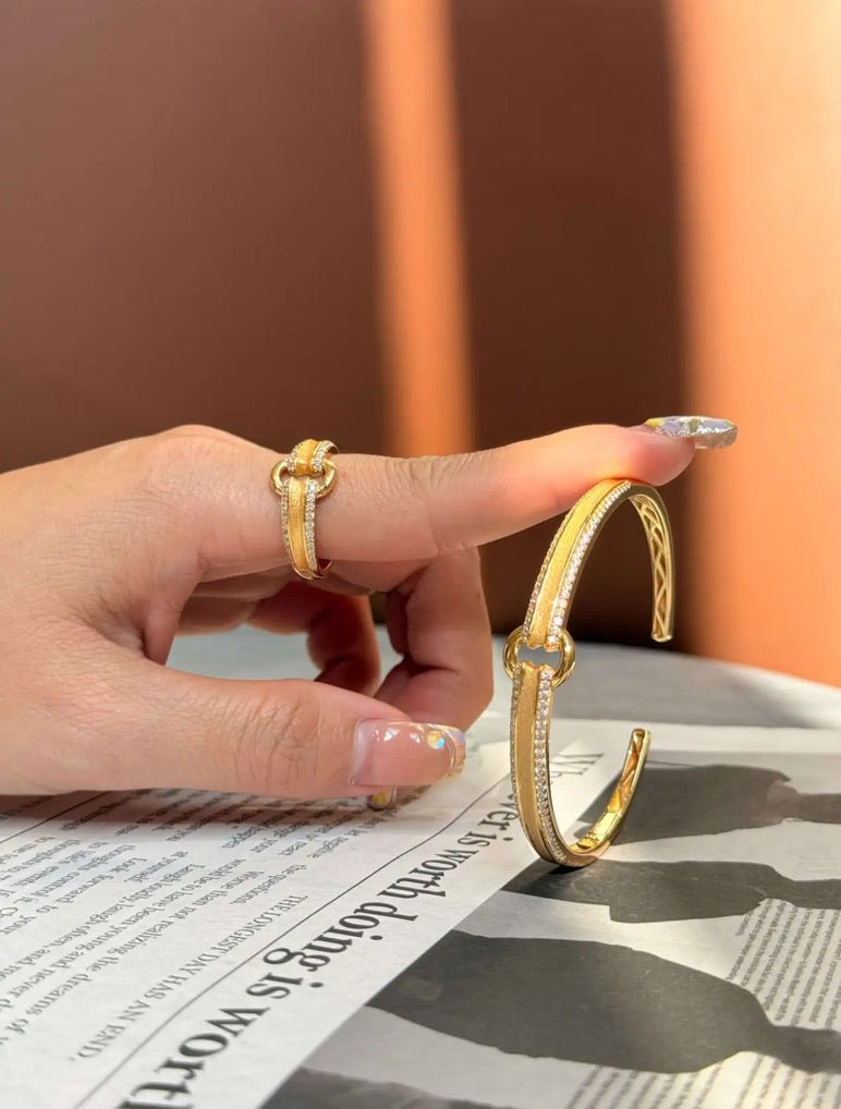 Golden Embrace Loop Ring - Gem Vivi