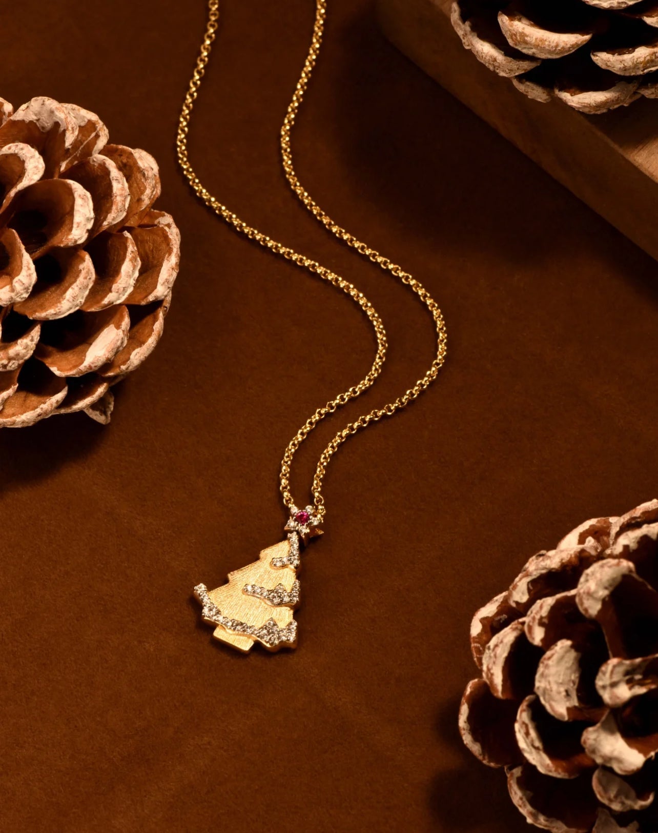 Golden Holiday Tree Necklace - Gem Vivi