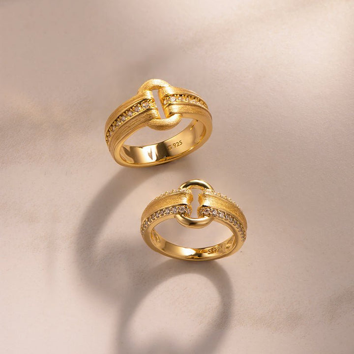 Golden Linked Grace Ring - Gem Vivi