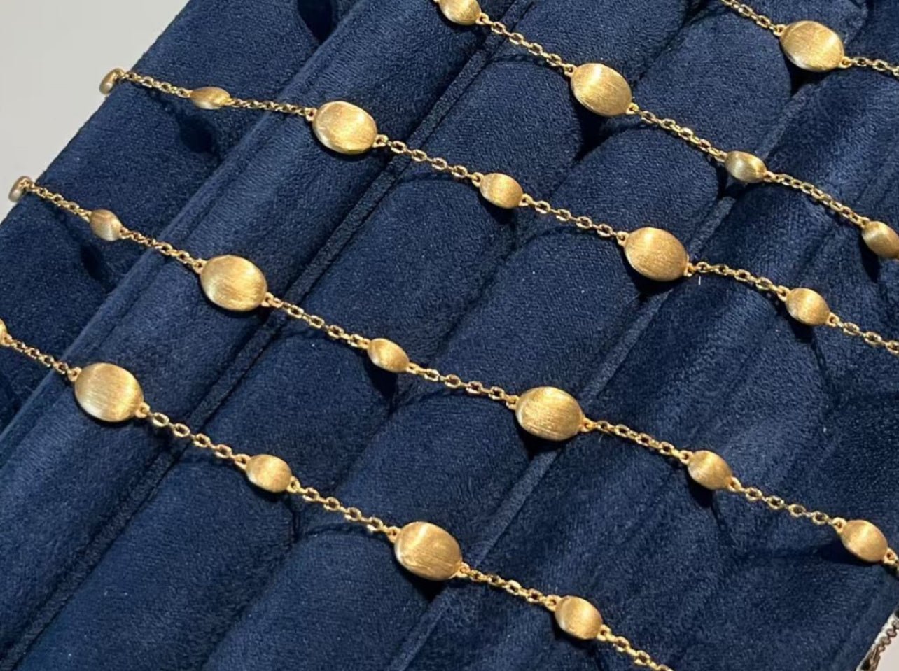 Golden Pebble Chain Bracelet - Gem Vivi