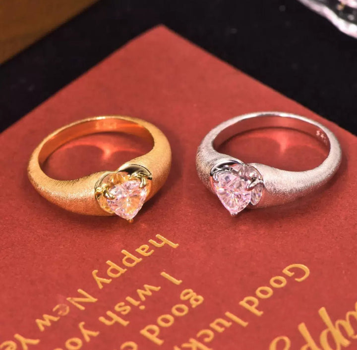 Heart Glow Ring - Gem Vivi