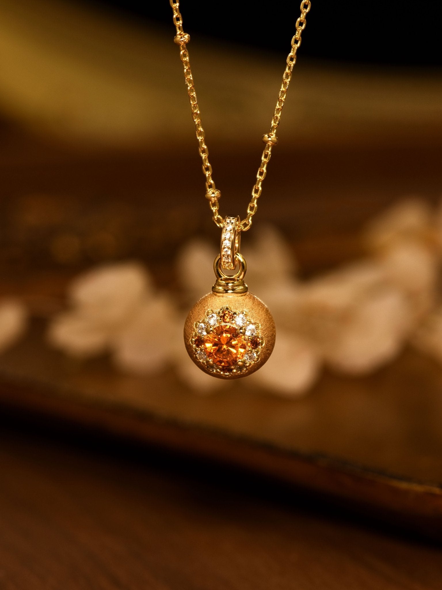Honey Glow Solitaire Necklace - Gem Vivi