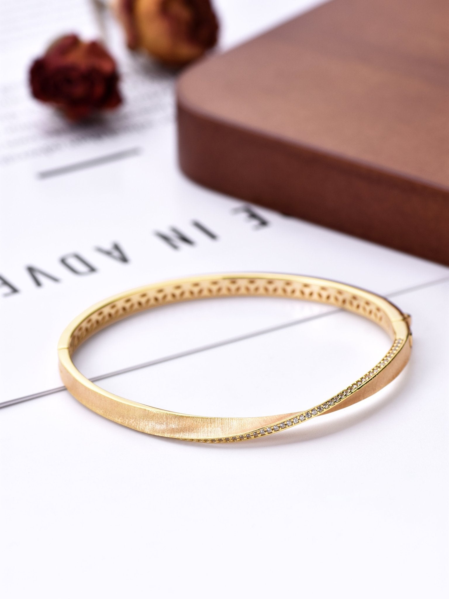 Luxe Satin Curve Bangle - Gem Vivi