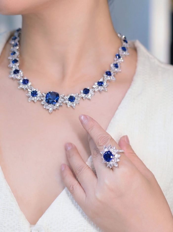 Midnight Starburst Necklace - Gem Vivi
