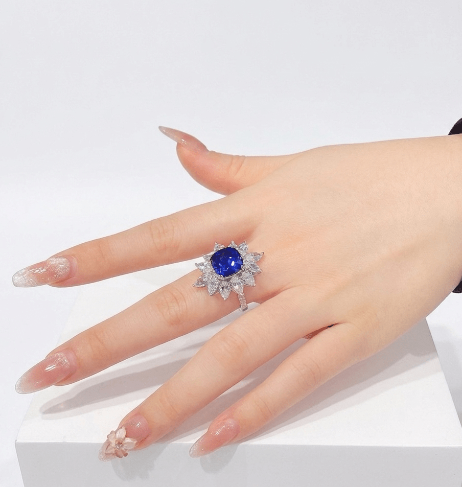 Midnight Starburst Sapphire ring - Gem Vivi