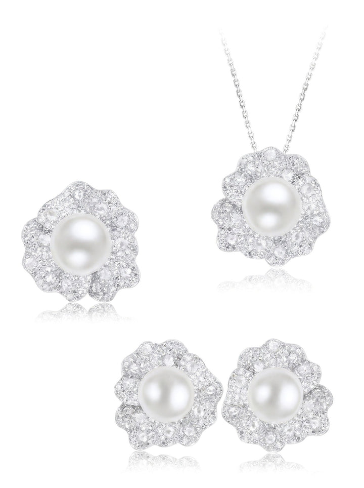 Pearl Bloom Pendant Necklace - Gem Vivi