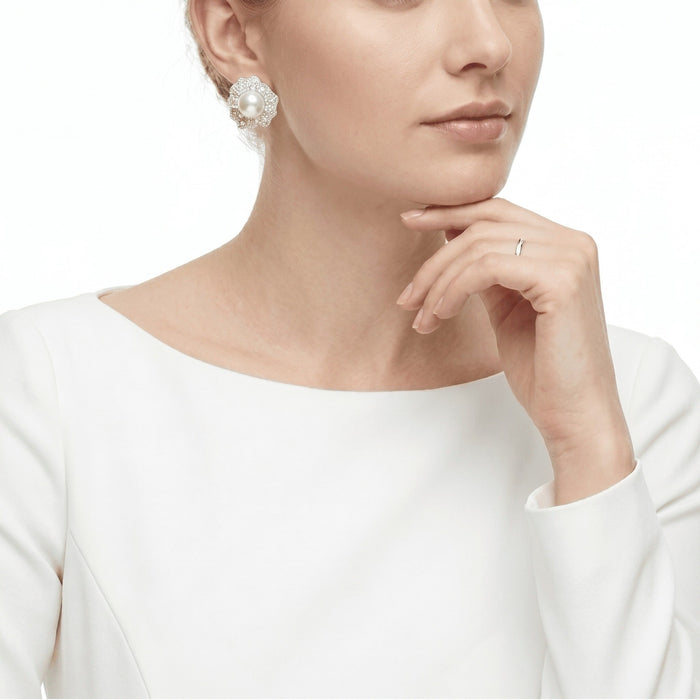 Pearl Bloom Studs Earrings - Gem Vivi