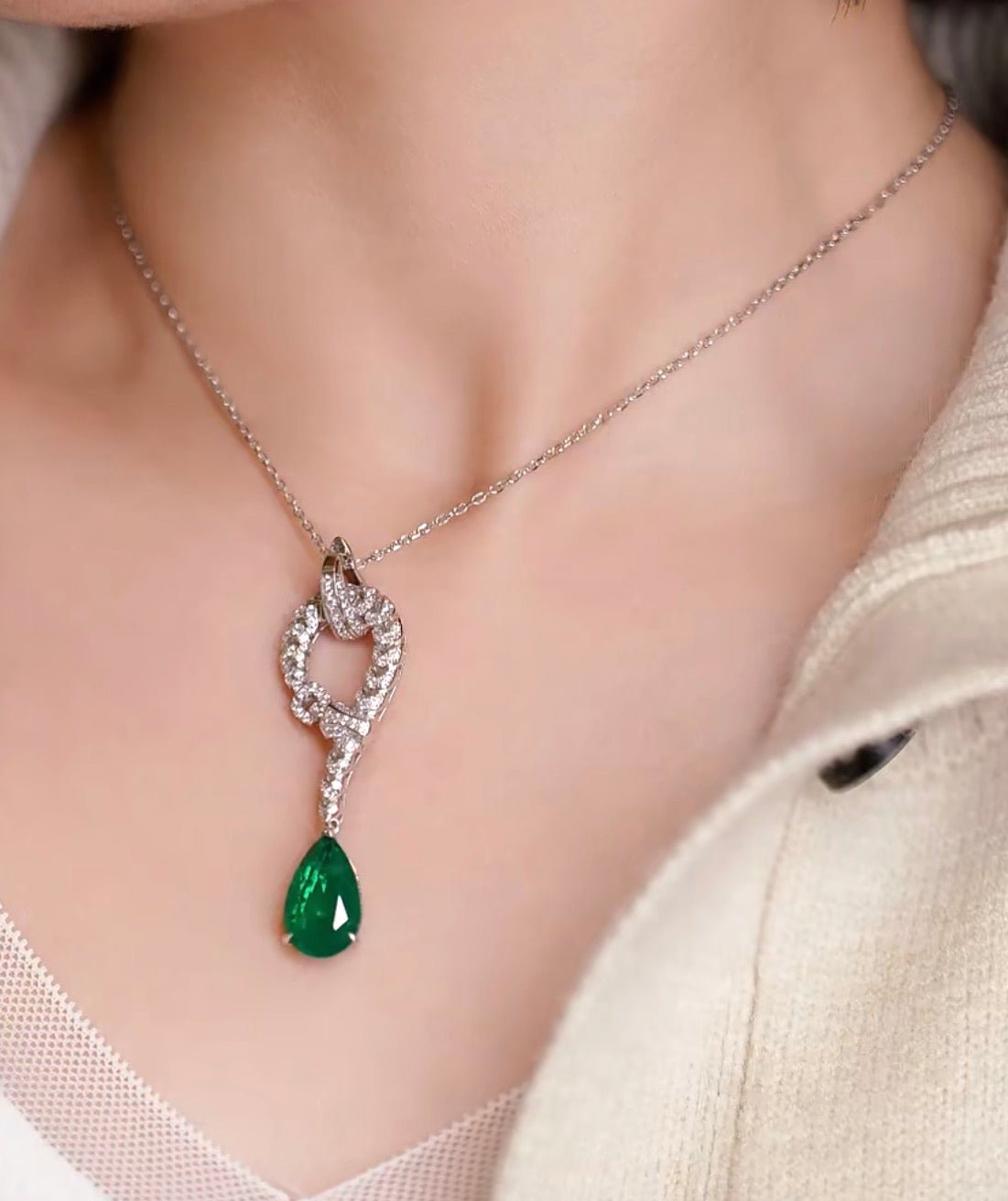 Question Mark Pendant Necklace - Gem Vivi