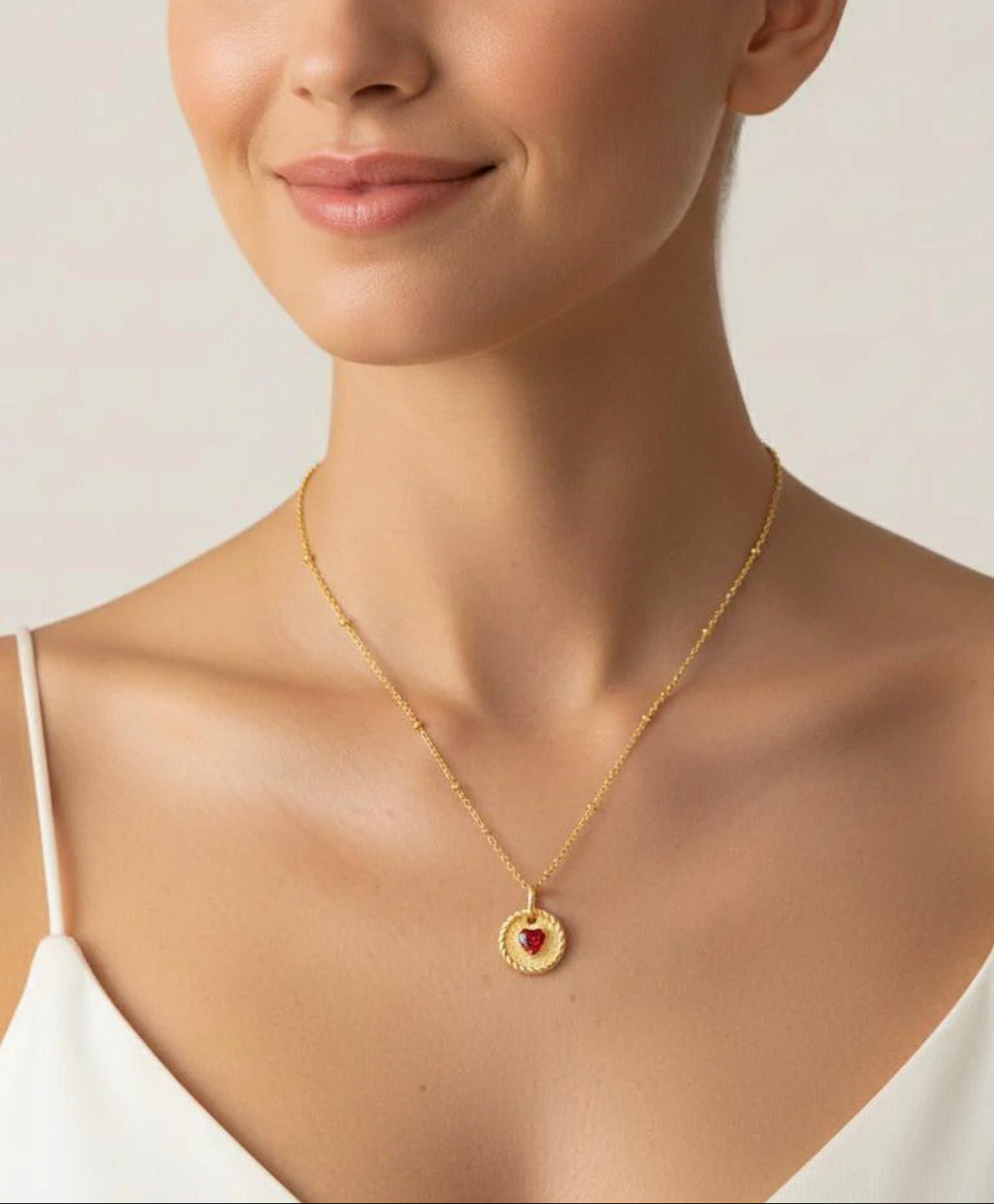 Radiant Heart Medallion Necklace - Gem Vivi