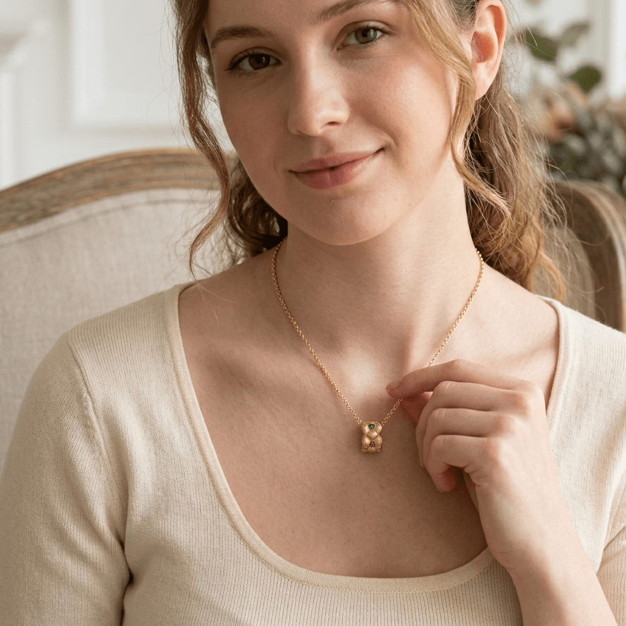 Red and Green Enchanted Garden Necklace - Gem Vivi