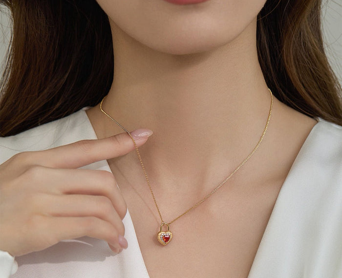 Scarlet Love Lock Necklace - Gem Vivi