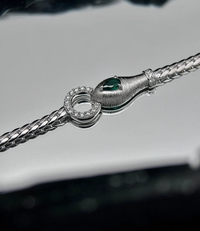 Serpent Clasp Bracelet - Gem Vivi