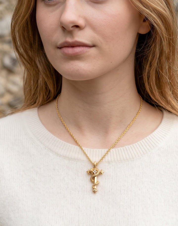 Serpent Crest Necklace - Gem Vivi