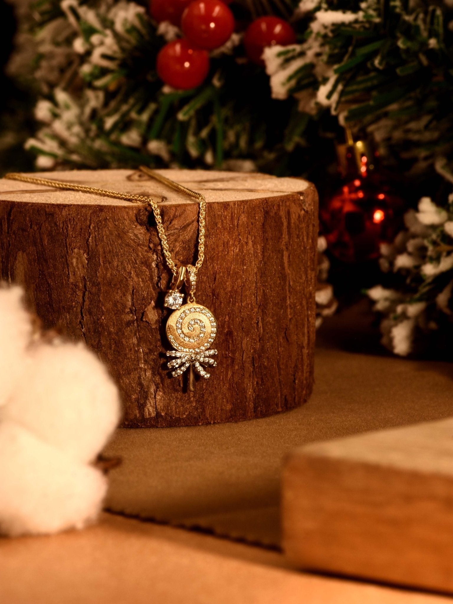 Sparkle Swirl Lollipop Necklace - Gem Vivi