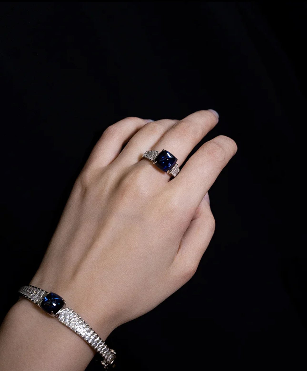 Sugar - Loaf Sapphire Bracelet - Gem Vivi