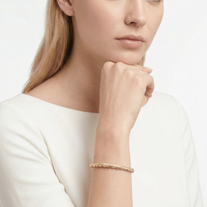 Twisted Lumière Gold Bangle - Gem Vivi