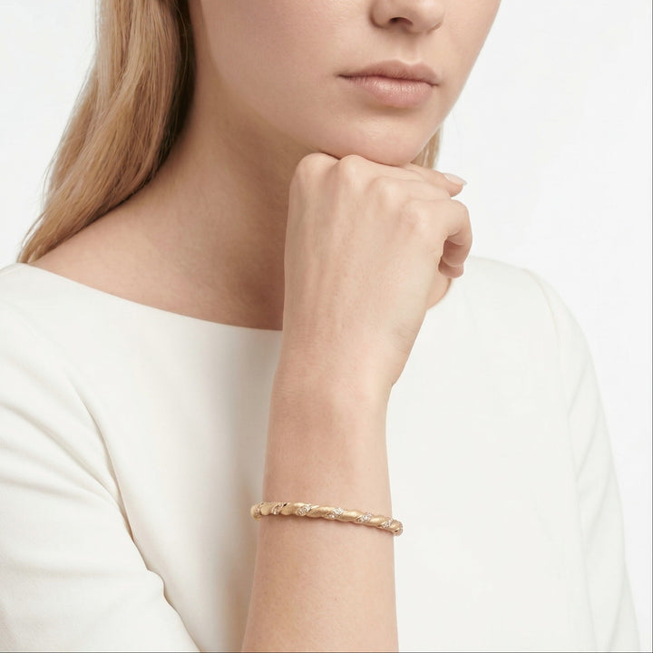 Twisted Lumière Gold Bangle - Gem Vivi