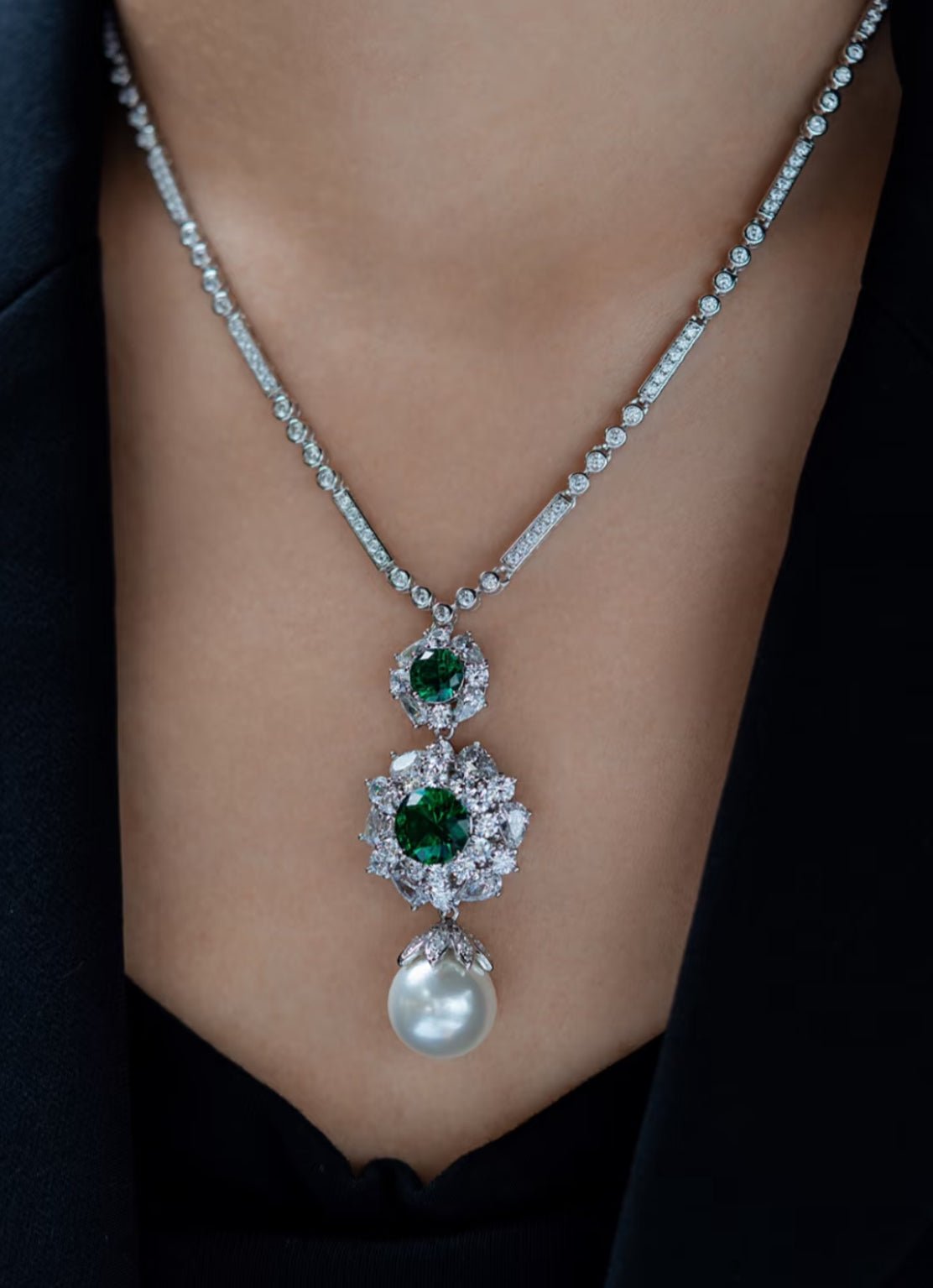 Verdant Emerald Pendant Necklace - Gem Vivi