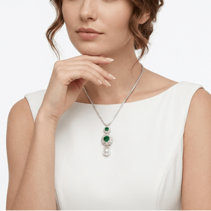 Verdant Emerald Pendant Necklace - Gem Vivi