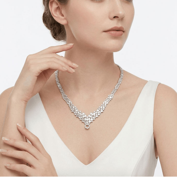 White Deco Drop Loop Chain - Gem Vivi